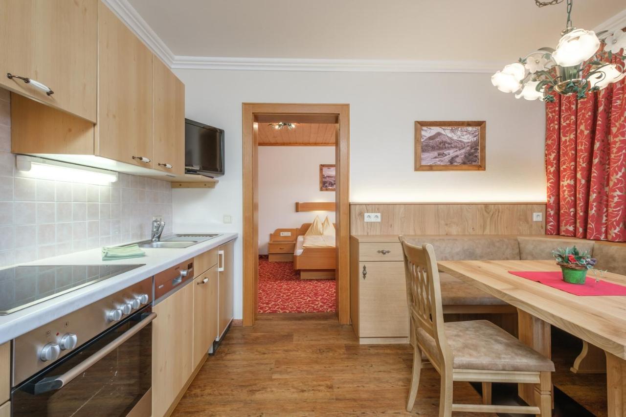 Hotel Garni Ransburgerhof フラッハウ エクステリア 写真