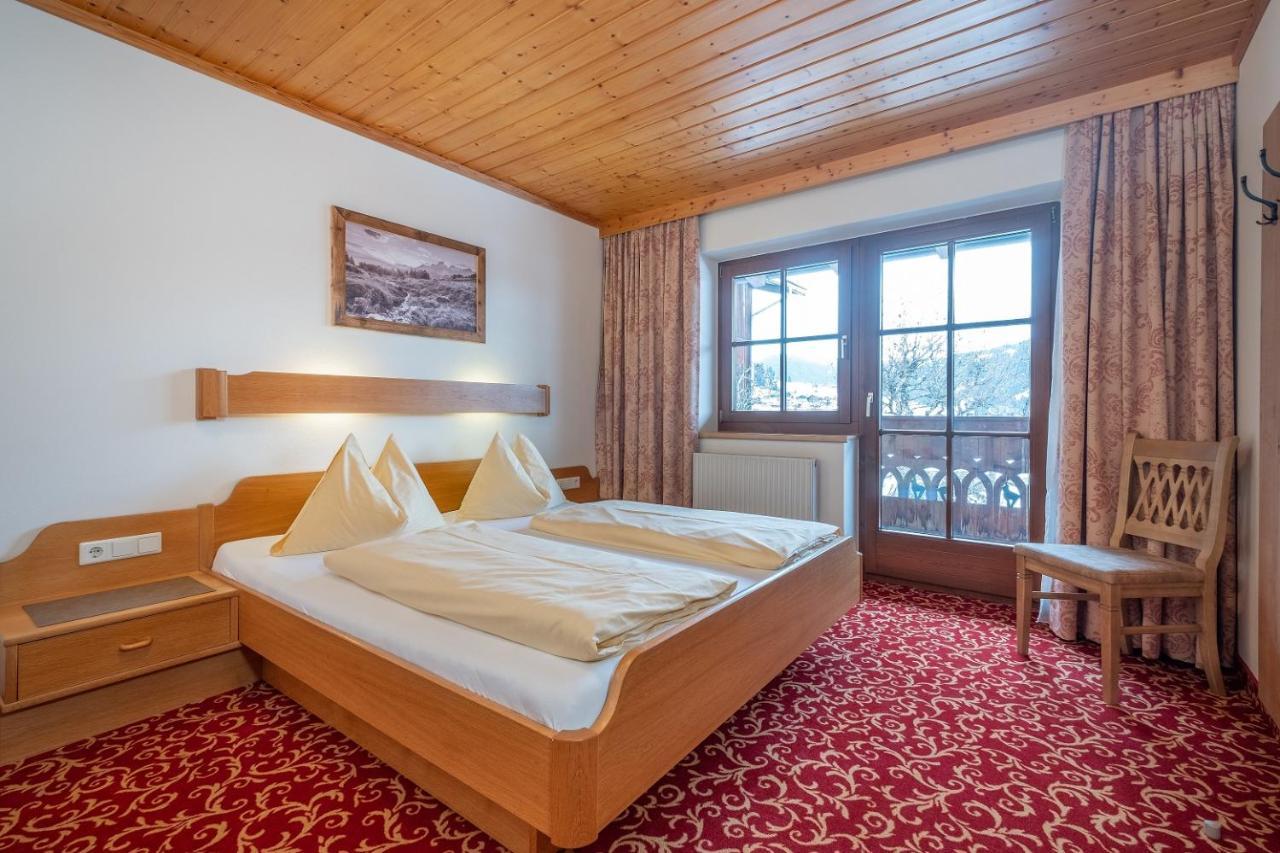 Hotel Garni Ransburgerhof フラッハウ エクステリア 写真